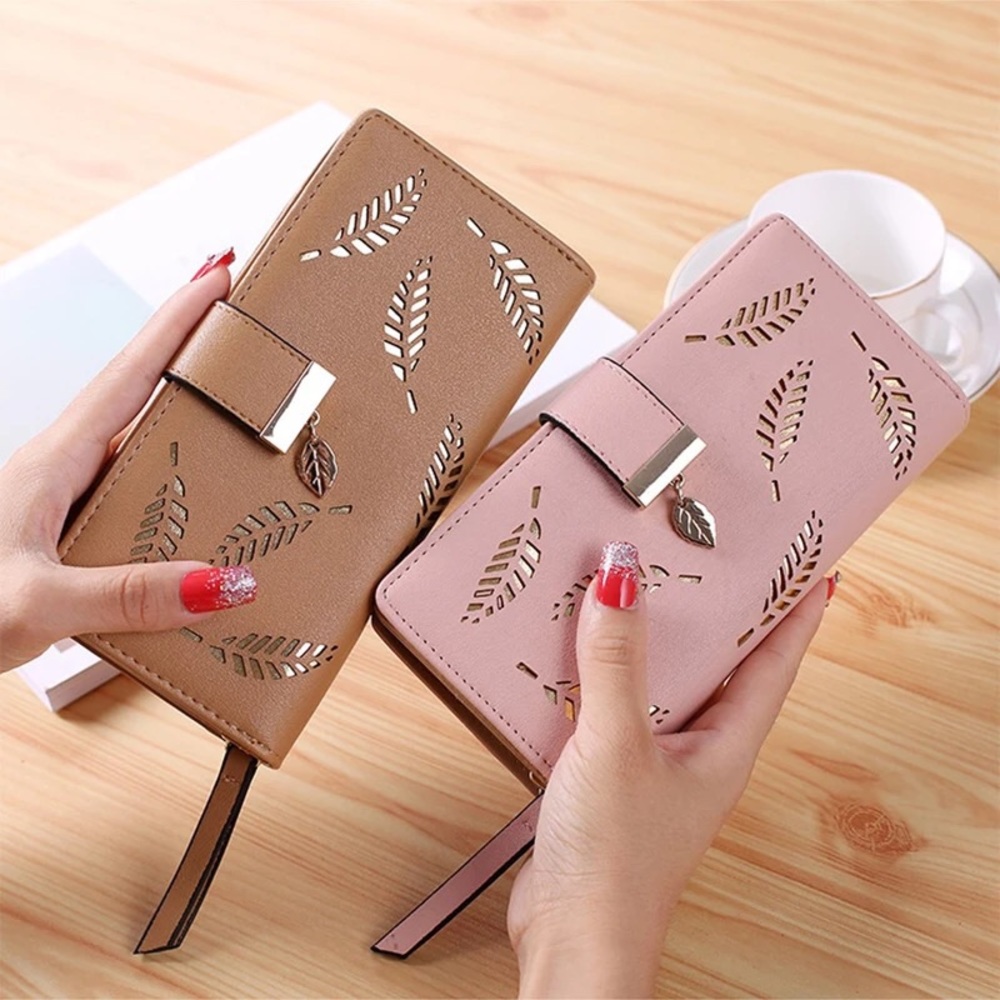 Women Luxury Hand Purse & lock Wallet /cardholder